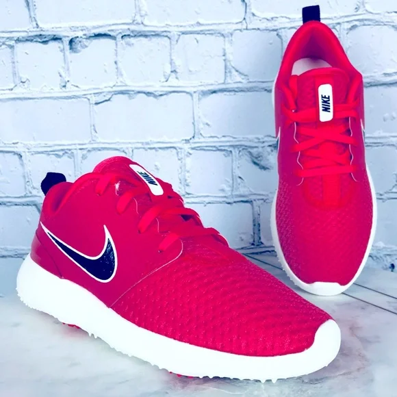 Nike golf outlet shoes size 6